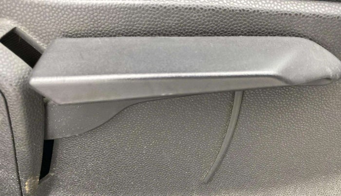 2014 Ford Ecosport TITANIUM 1.5L PETROL AT, Petrol, Automatic, 1,01,533 km, Driver Side Adjustment Panel