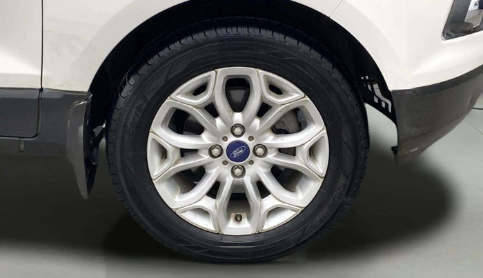 2014 Ford Ecosport TITANIUM 1.5L PETROL AT, Petrol, Automatic, 1,01,533 km, Right Front Wheel