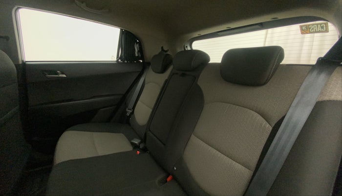 2016 Hyundai Creta SX PLUS AT 1.6 PETROL, Petrol, Automatic, 56,441 km, Right Side Rear Door Cabin