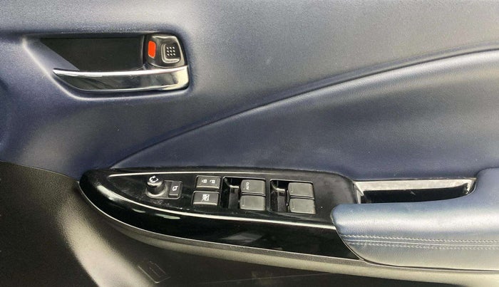 2022 Maruti Baleno ALPHA 1.2 AGS, Petrol, Automatic, 87,475 km, Driver Side Door Panels Control