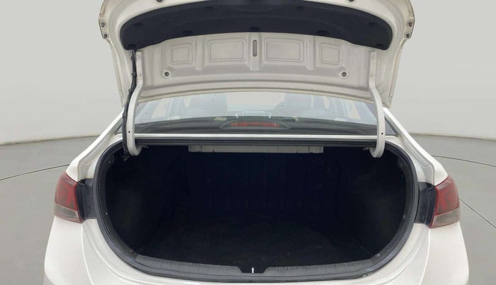 2018 Hyundai Verna 1.6 VTVT SX, Petrol, Manual, 20,494 km, Boot Open Zoomed View