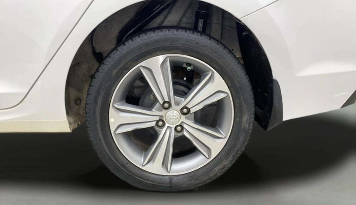 2018 Hyundai Verna 1.6 VTVT SX, Petrol, Manual, 20,494 km, Left Rear Wheel