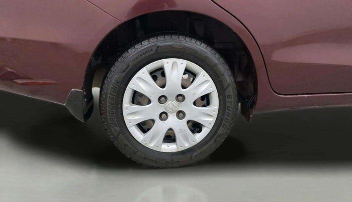 2014 Honda Amaze 1.2L I-VTEC SX, Petrol, Manual, 1,30,360 km, Right Rear Wheel