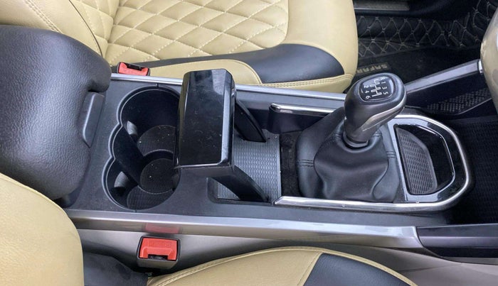 2022 Tata Safari XT, Diesel, Manual, 21,511 km, Gear Lever