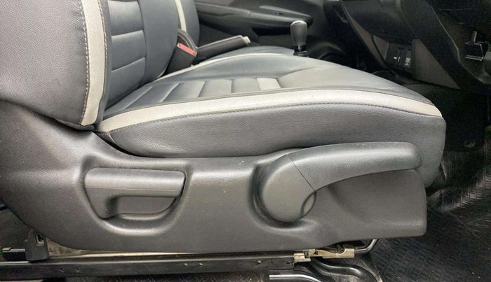 2019 Honda WR-V 1.2L I-VTEC VX MT, Petrol, Manual, 26,924 km, Driver Side Adjustment Panel