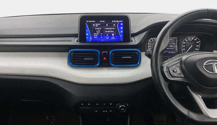 2022 Tata PUNCH CREATIVE AMT 1.2 RTN DUAL TONE, Petrol, Automatic, 34,662 km, Air Conditioner