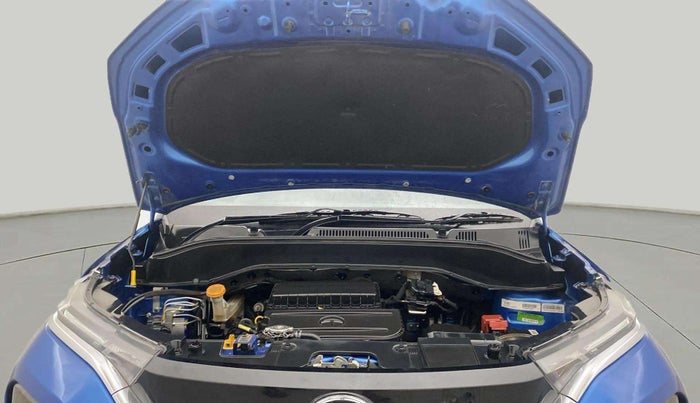 2022 Tata PUNCH CREATIVE AMT 1.2 RTN DUAL TONE, Petrol, Automatic, 34,662 km, Open Bonet