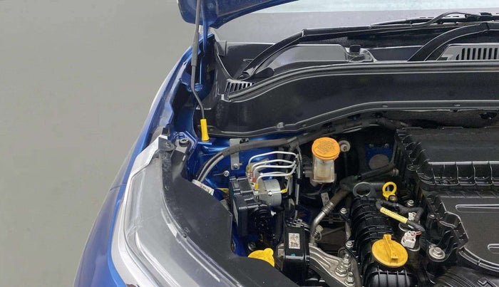 2022 Tata PUNCH CREATIVE AMT 1.2 RTN DUAL TONE, Petrol, Automatic, 34,662 km, Engine View - Right