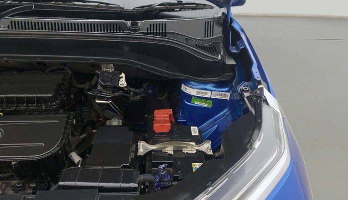 2022 Tata PUNCH CREATIVE AMT 1.2 RTN DUAL TONE, Petrol, Automatic, 34,662 km, Engine View - Left