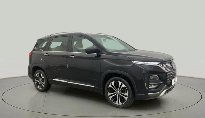 2023 MG HECTOR SHARP PRO 1.5 TURBO MT PETROL, Petrol, Manual, 81,615 km, Right Front Diagonal