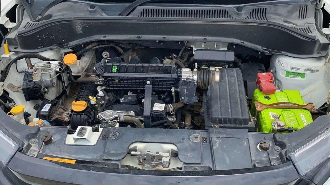 2023 Tata PUNCH Adventure (S) AMT, Petrol, Manual, 38,453 km, Open Bonet