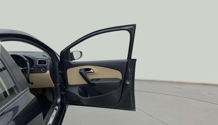 2017 Volkswagen Ameo HIGHLINE1.2L, Petrol, Manual, 90,222 km, RHS Front Door