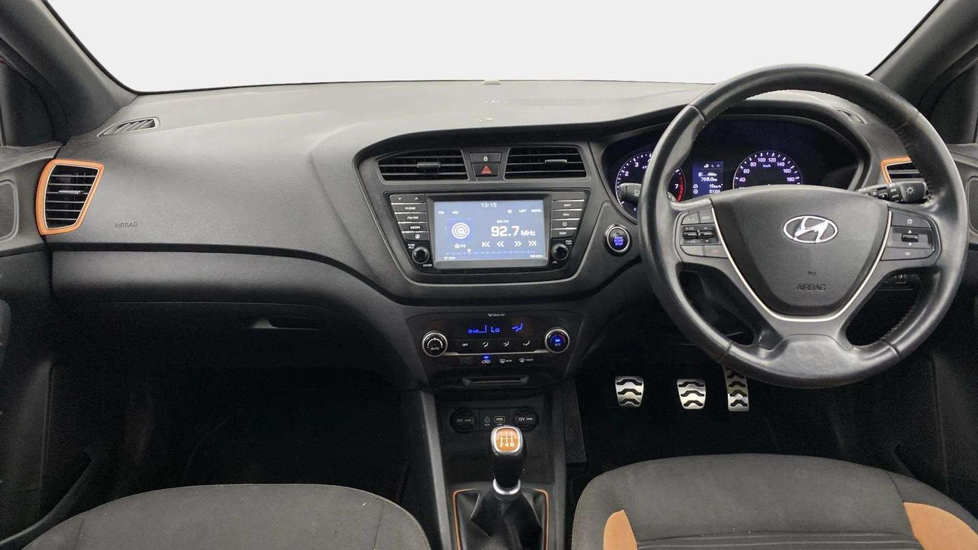 2017 Hyundai i20 Active 1.2 SX, Petrol, Manual, 53,524 km, Dashboard
