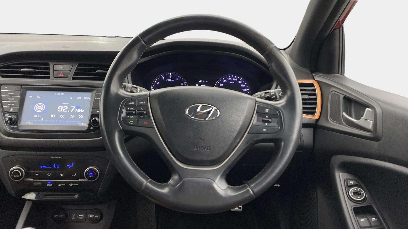 2017 Hyundai i20 Active 1.2 SX, Petrol, Manual, 53,524 km, Steering Wheel Close Up