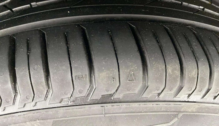 2017 Hyundai i20 Active 1.2 SX, Petrol, Manual, 53,524 km, Right Rear Tyre Tread