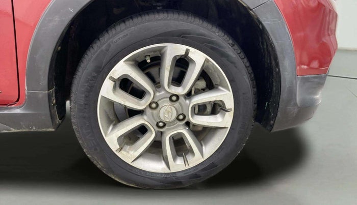 2017 Hyundai i20 Active 1.2 SX, Petrol, Manual, 53,524 km, Right Front Wheel