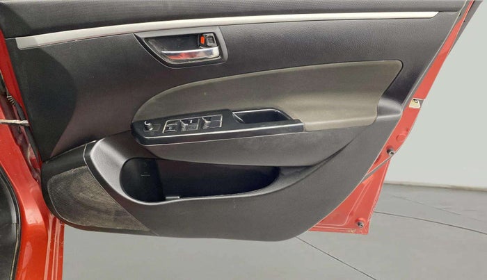 2014 Maruti Swift VXI, Petrol, Manual, 67,077 km, Driver Side Door Panels Control