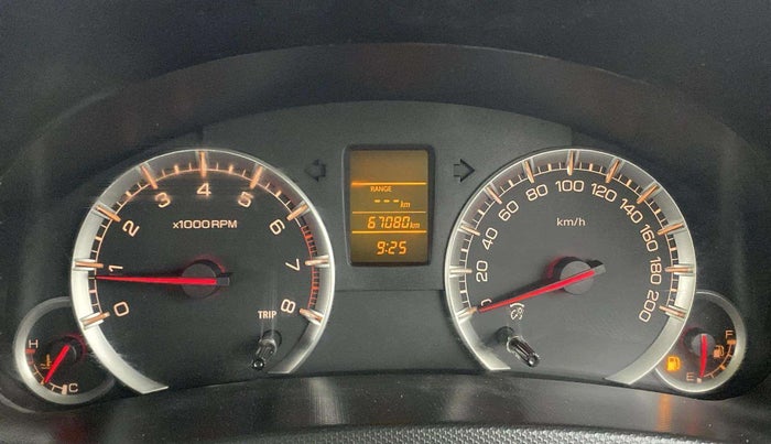2014 Maruti Swift VXI, Petrol, Manual, 67,077 km, Odometer Image