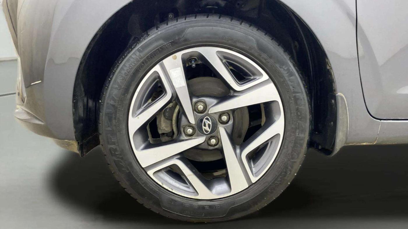 2021 Hyundai AURA SX PLUS 1.2 AMT, Petrol, Automatic, 41,735 km, Left Front Wheel