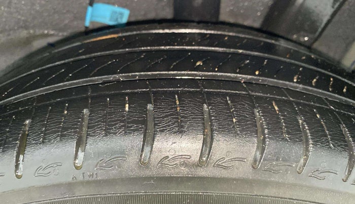 2021 Hyundai AURA SX PLUS 1.2 AMT, Petrol, Automatic, 41,735 km, Left Rear Tyre Tread