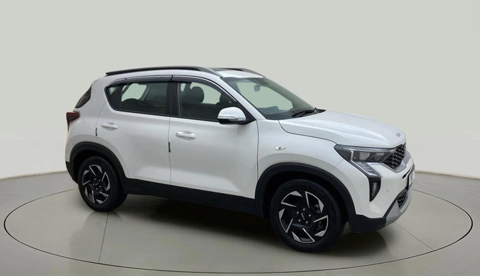 2024 KIA SONET HTK (O) 1.2 Petrol MT, Petrol, Manual, 7,905 km, Right Front Diagonal