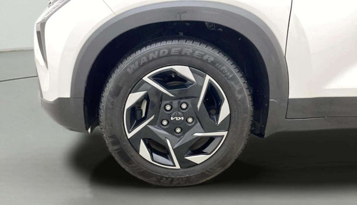 2024 KIA SONET HTK (O) 1.2 Petrol MT, Petrol, Manual, 7,905 km, Left Front Wheel
