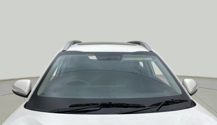 2024 KIA SONET HTK (O) 1.2 Petrol MT, Petrol, Manual, 7,905 km, Front Windshield
