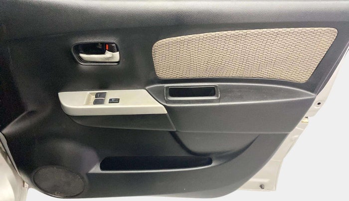 2014 Maruti Wagon R 1.0 LXI, Petrol, Manual, 1,15,818 km, Driver Side Door Panels Control