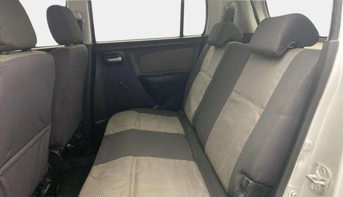 2014 Maruti Wagon R 1.0 LXI, Petrol, Manual, 1,15,818 km, Right Side Rear Door Cabin