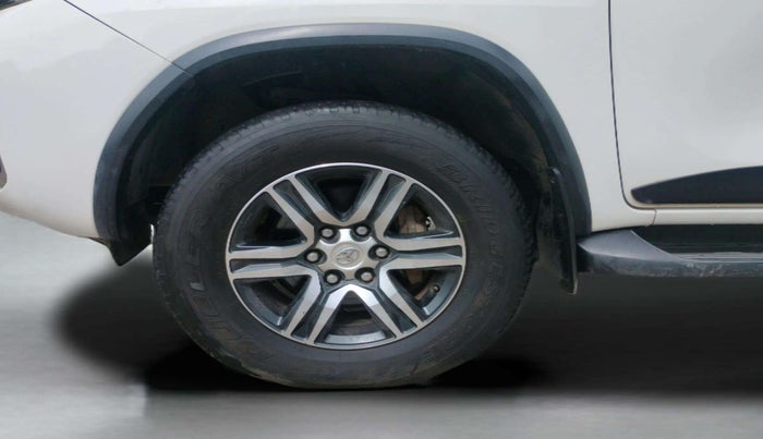 2018 Toyota Fortuner 2.8 4X2 MT, Diesel, Manual, 81,350 km, Left Front Wheel