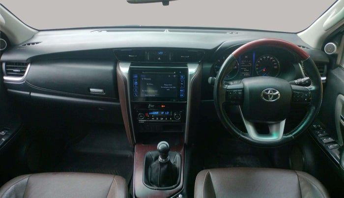 2018 Toyota Fortuner 2.8 4X2 MT, Diesel, Manual, 81,350 km, Dashboard