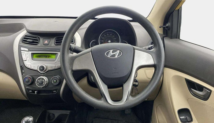 2014 Hyundai Eon SPORTZ, Petrol, Manual, 10,355 km, Steering Wheel Close Up