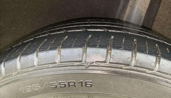 2017 Maruti Baleno ALPHA PETROL 1.2, Petrol, Manual, 63,466 km, Left Rear Tyre Tread