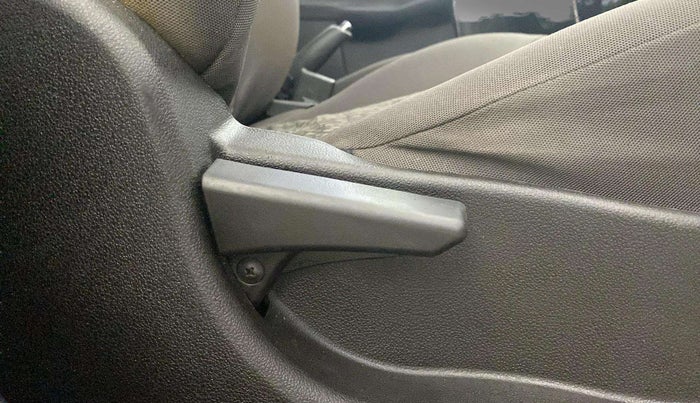2015 Tata Zest XM PETROL, Petrol, Manual, 1,15,576 km, Driver Side Adjustment Panel