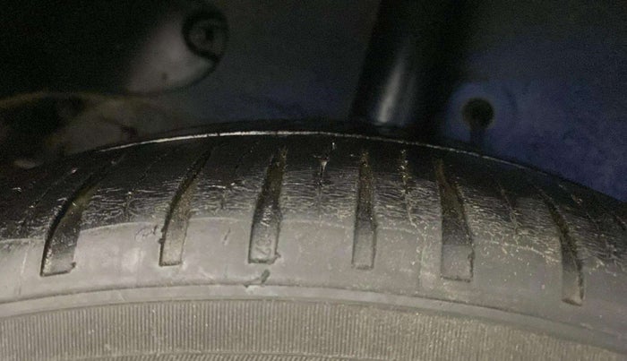 2015 Tata Zest XM PETROL, Petrol, Manual, 1,15,576 km, Left Front Tyre Tread
