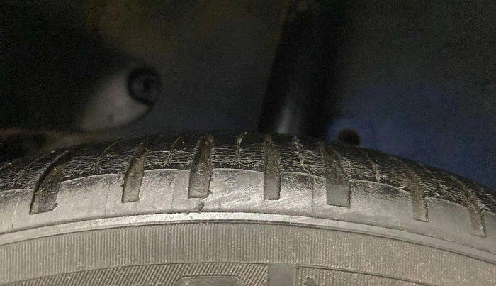 2015 Tata Zest XM PETROL, Petrol, Manual, 1,15,576 km, Left Rear Tyre Tread
