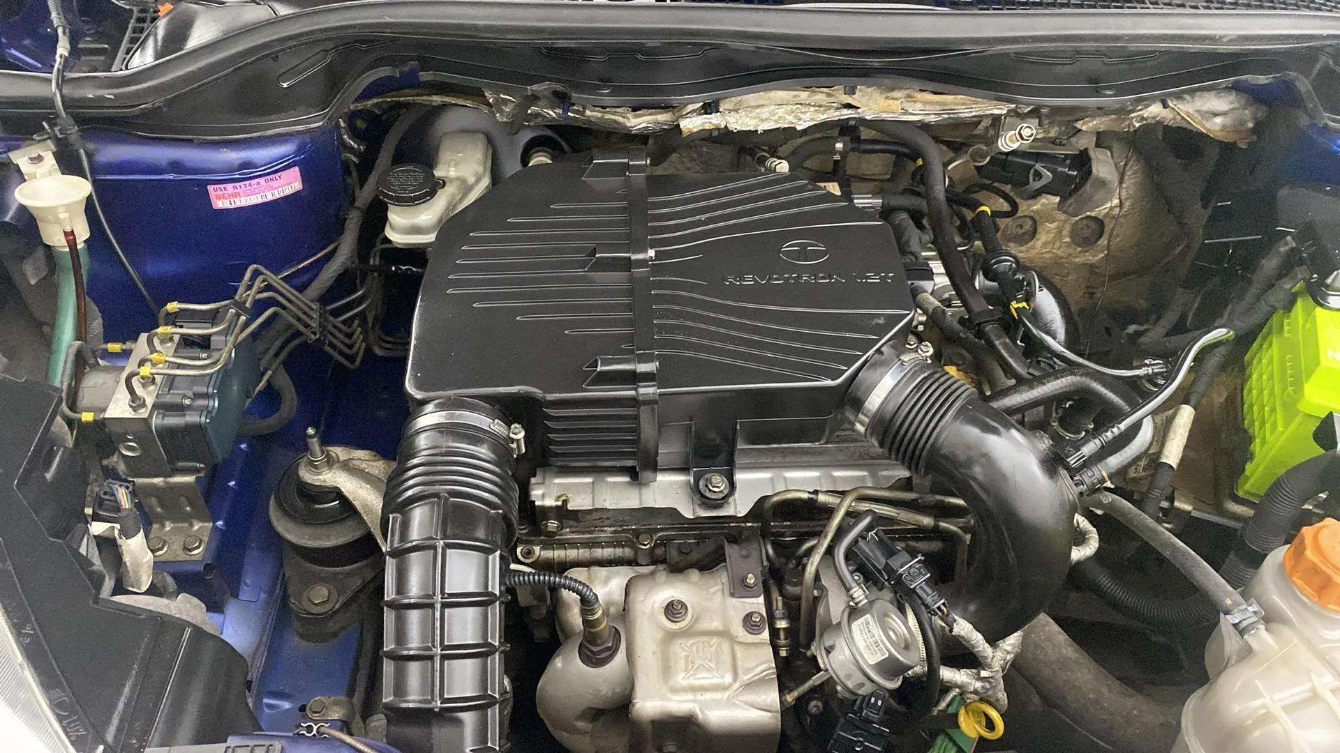 Engine-Right-Aligned--11