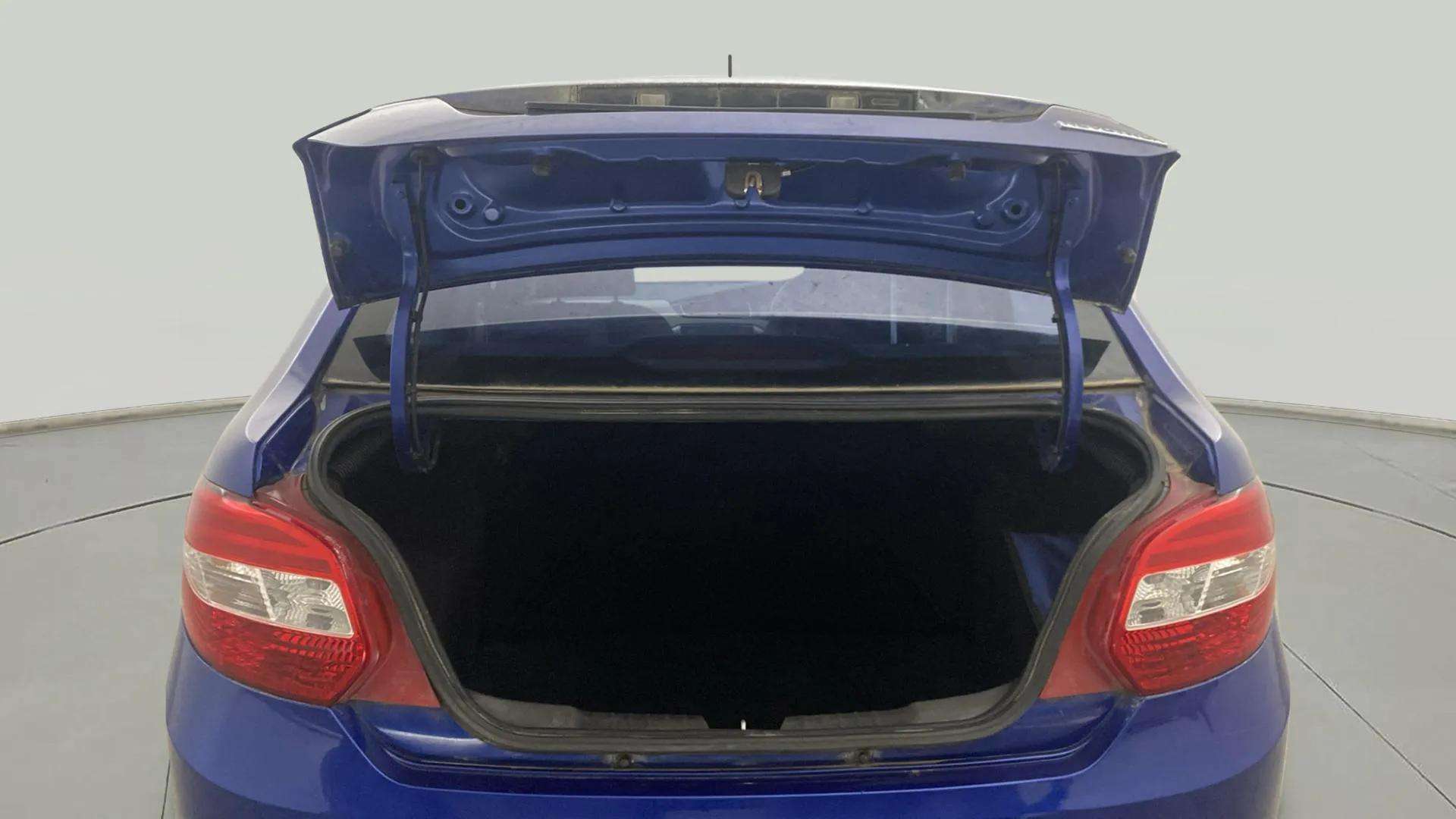 Boot-Open-Top-Half-View-43