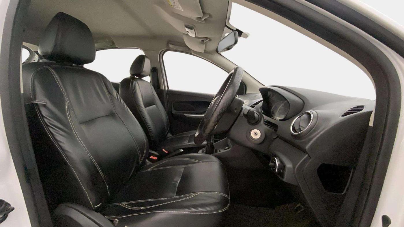 2018 Ford New Figo TITANIUM1.5 DIESEL, Diesel, Manual, 1,45,516 km, Right Side Front Door Cabin