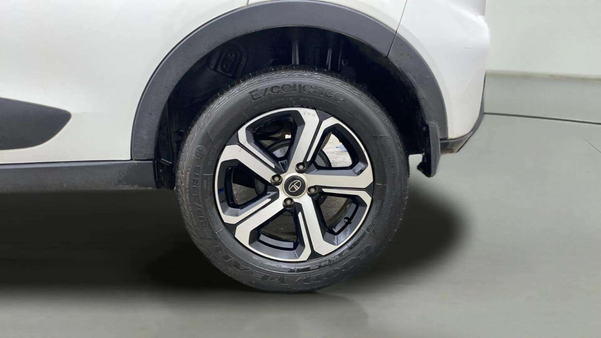 LHS-Rear-Wheel-17