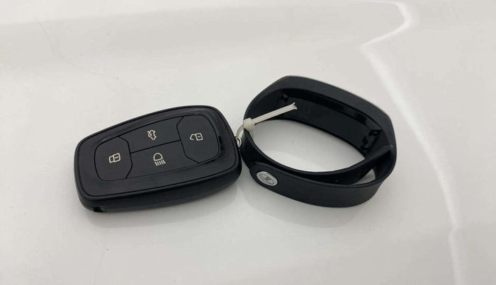 2021 Tata NEXON XZA PLUS (O) PETROL, Petrol, Automatic, 52,666 km, Key Close Up