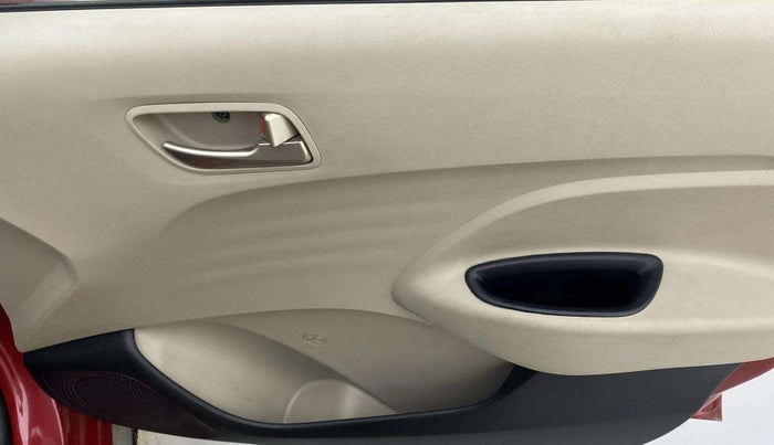 2019 Hyundai NEW SANTRO SPORTZ MT, Petrol, Manual, 16,700 km, Driver Side Door Panels Control