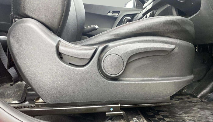 2016 Hyundai Creta S PLUS 1.4 DIESEL, Diesel, Manual, 82,454 km, Driver Side Adjustment Panel