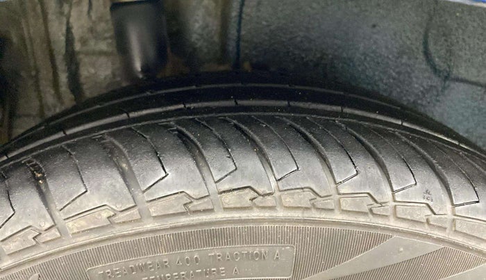 2017 Maruti IGNIS DELTA 1.2, Petrol, Manual, 66,681 km, Right Rear Tyre Tread