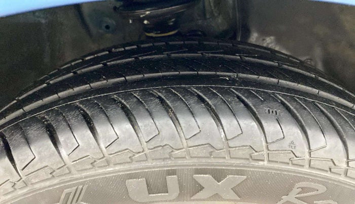 2017 Maruti IGNIS DELTA 1.2, Petrol, Manual, 66,681 km, Right Front Tyre Tread