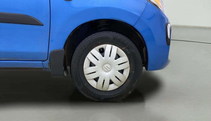 2019 Maruti Alto VXI, Petrol, Manual, 8,360 km, Right Front Wheel