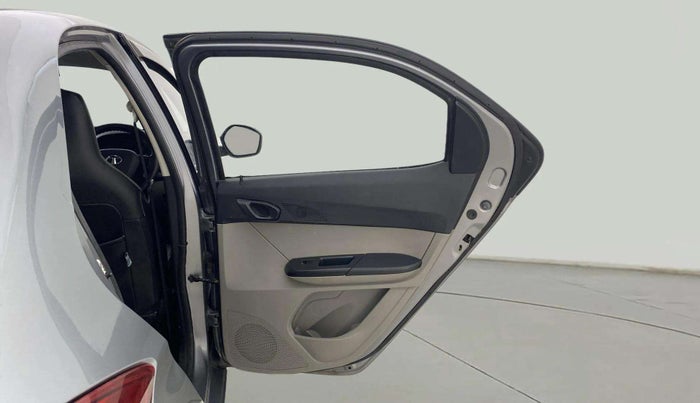 2018 Tata Tiago XT PETROL, Petrol, Manual, 1,02,427 km, RHS Rear Door