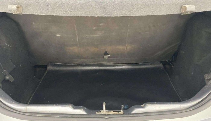 2018 Tata Tiago XT PETROL, Petrol, Manual, 1,02,427 km, Boot Inside