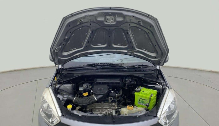 2018 Tata Tiago XT PETROL, Petrol, Manual, 1,02,427 km, Open Bonet
