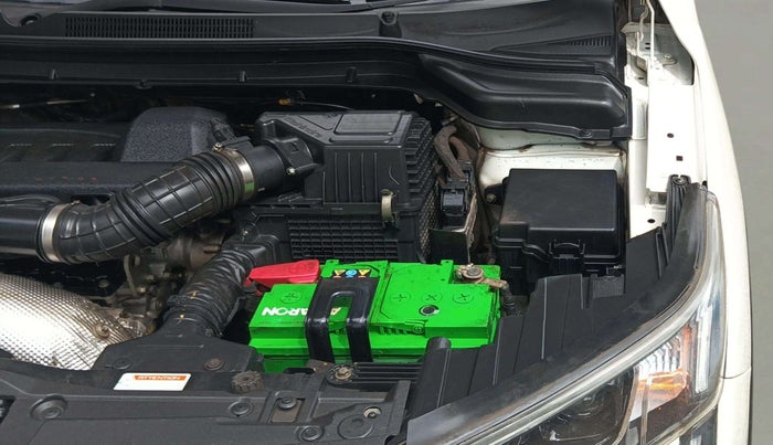 2019 Mahindra XUV300 W8 (O) 1.5 DIESEL, Diesel, Manual, 1,13,168 km, Engine View - Left